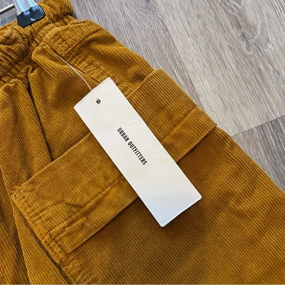 NWT urban outfitters kimchi blue corduroy‎ lowrise baggy pants - Picture 4 of 9